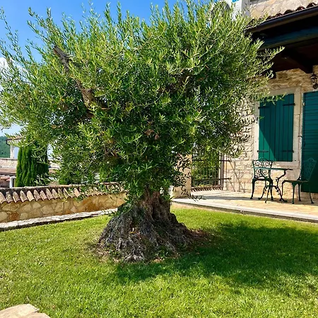 Filoreto Villa *